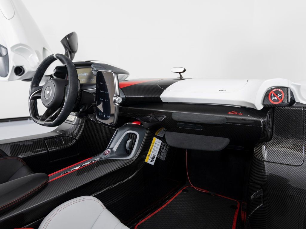 Used 2021 McLaren Elva image 31