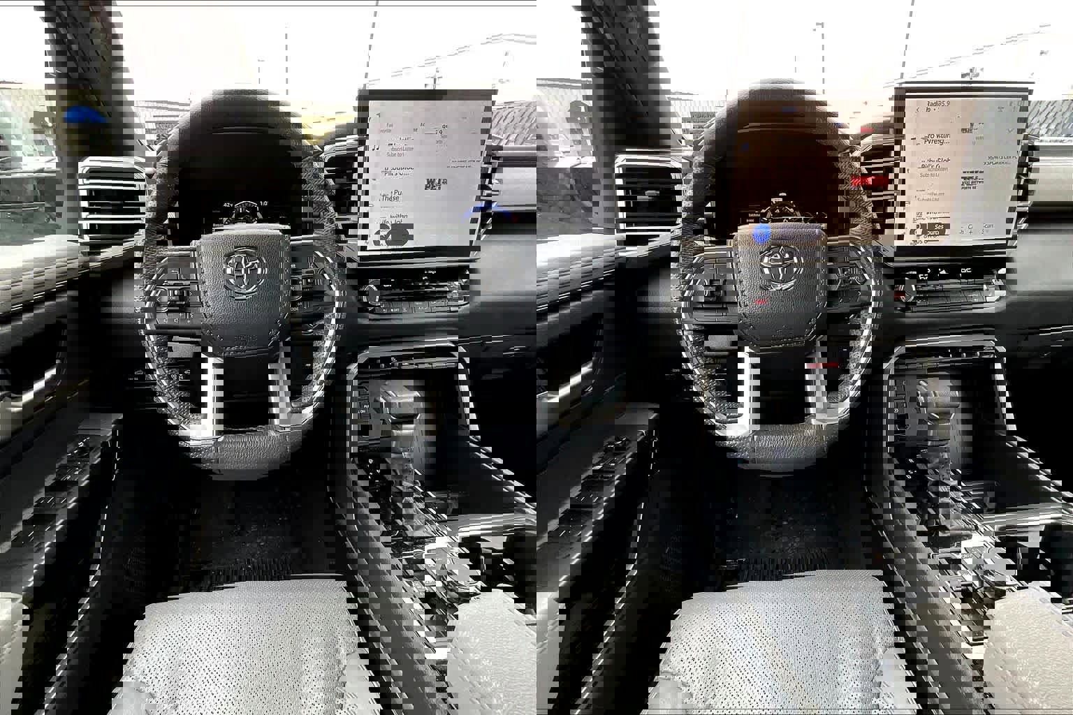 Used 2025 Toyota Tundra Limited image 6