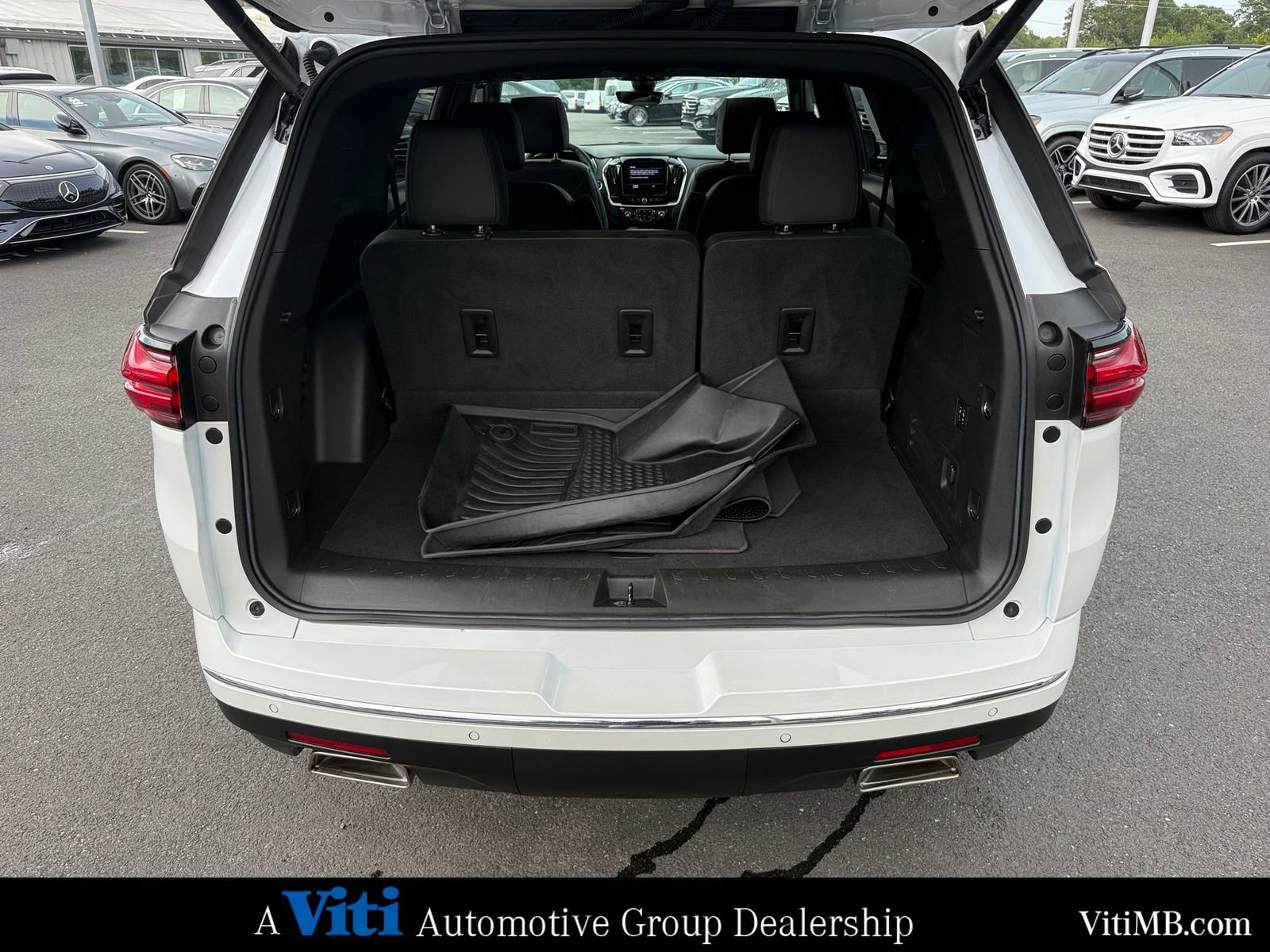 Used 2023 Chevrolet Traverse High Country image 25