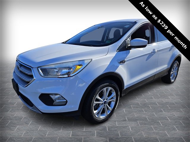 Used 2019 Ford Escape SE image 3