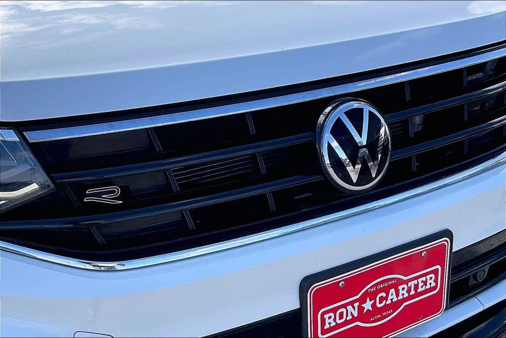 Used 2024 Volkswagen Tiguan SE R-Line image 34