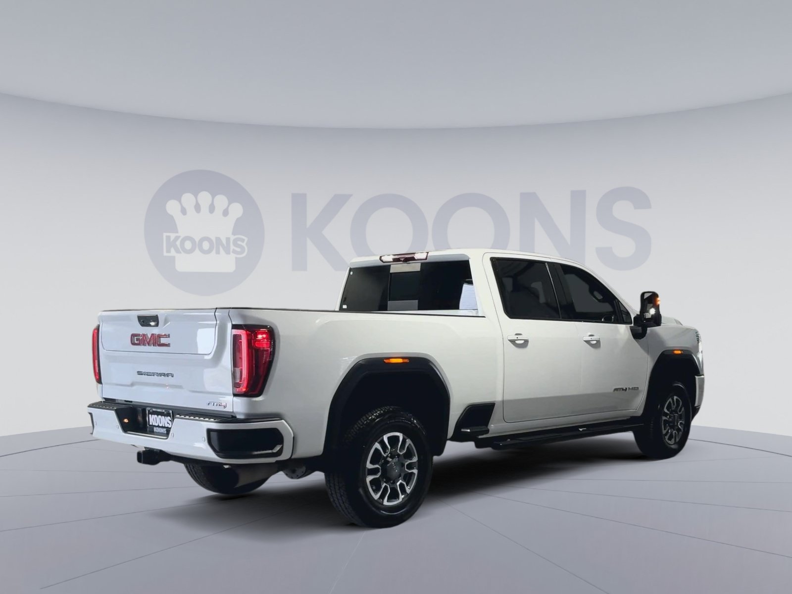 Used 2022 GMC Sierra 2500 AT4 w/ AT4 Preferred Package AWD/4WD image 11