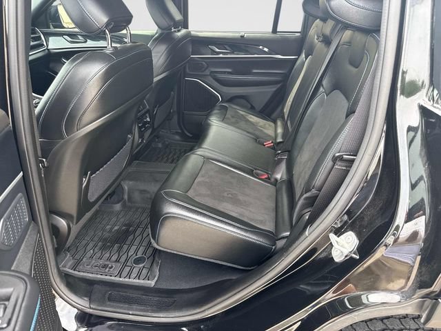 Used 2024 Jeep Grand Cherokee Trailhawk w/ Advanced Protech Group II AWD/4WD image 18