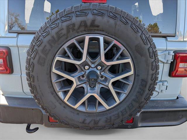 Used 2024 Jeep Wrangler Sahara w/ Technology Group image 9