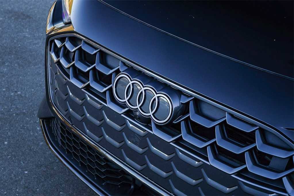 New 2025 Audi A5 2.0T Premium image 9