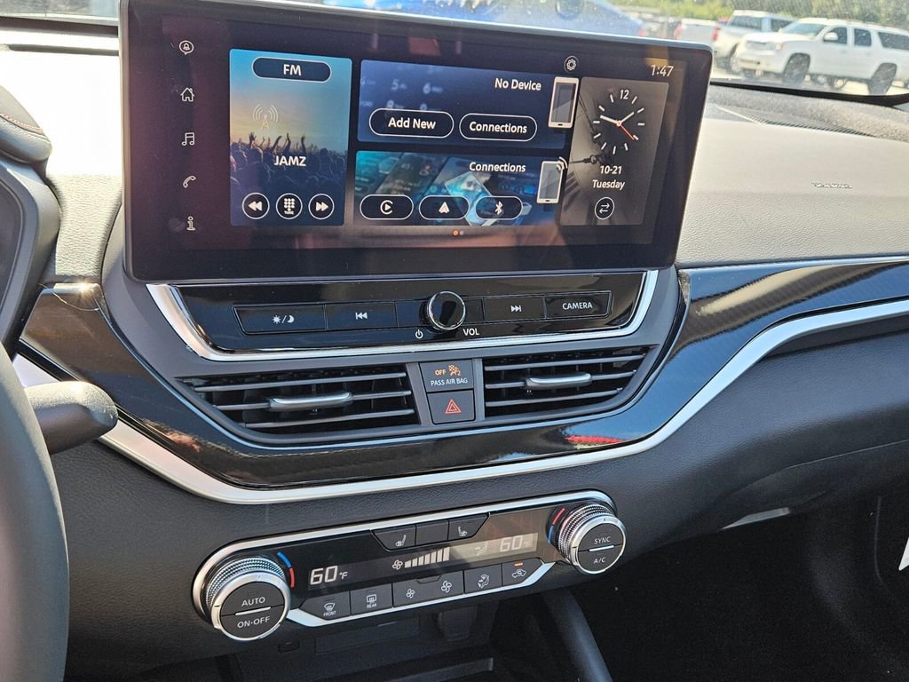 New 2025 Nissan Altima 2.5 SR w/ SR Premium Package image 18