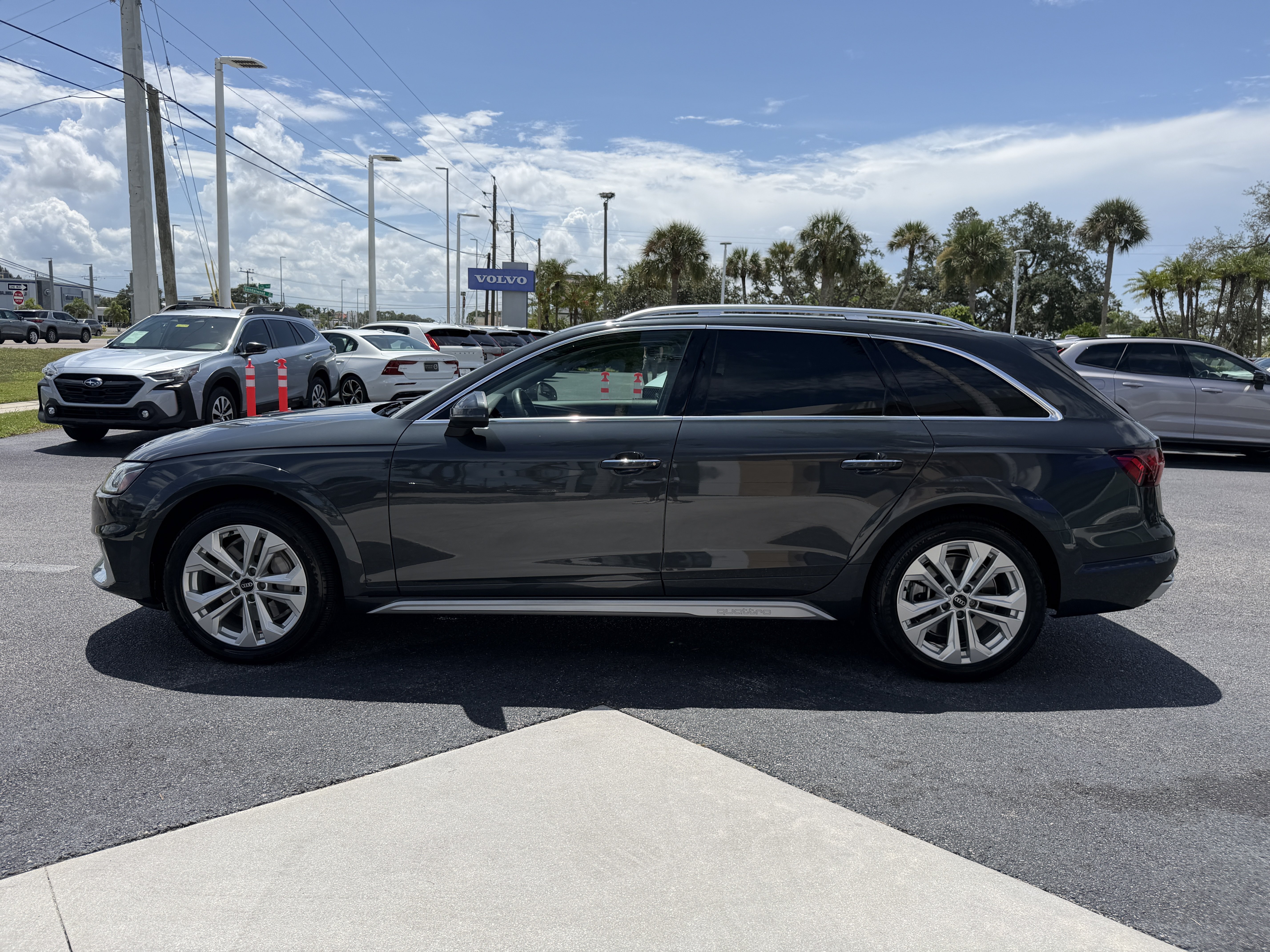 Used 2022 Audi A4 2.0T allroad Premium Plus AWD/4WD image 5