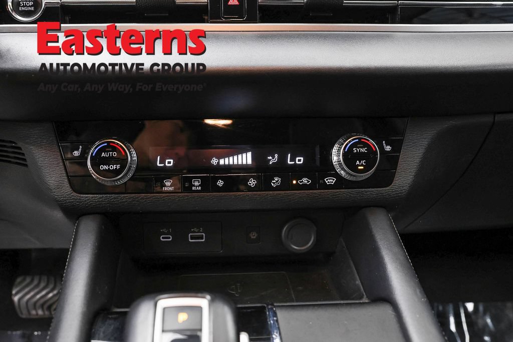 Used 2024 Mitsubishi Outlander SE AWD/4WD image 19