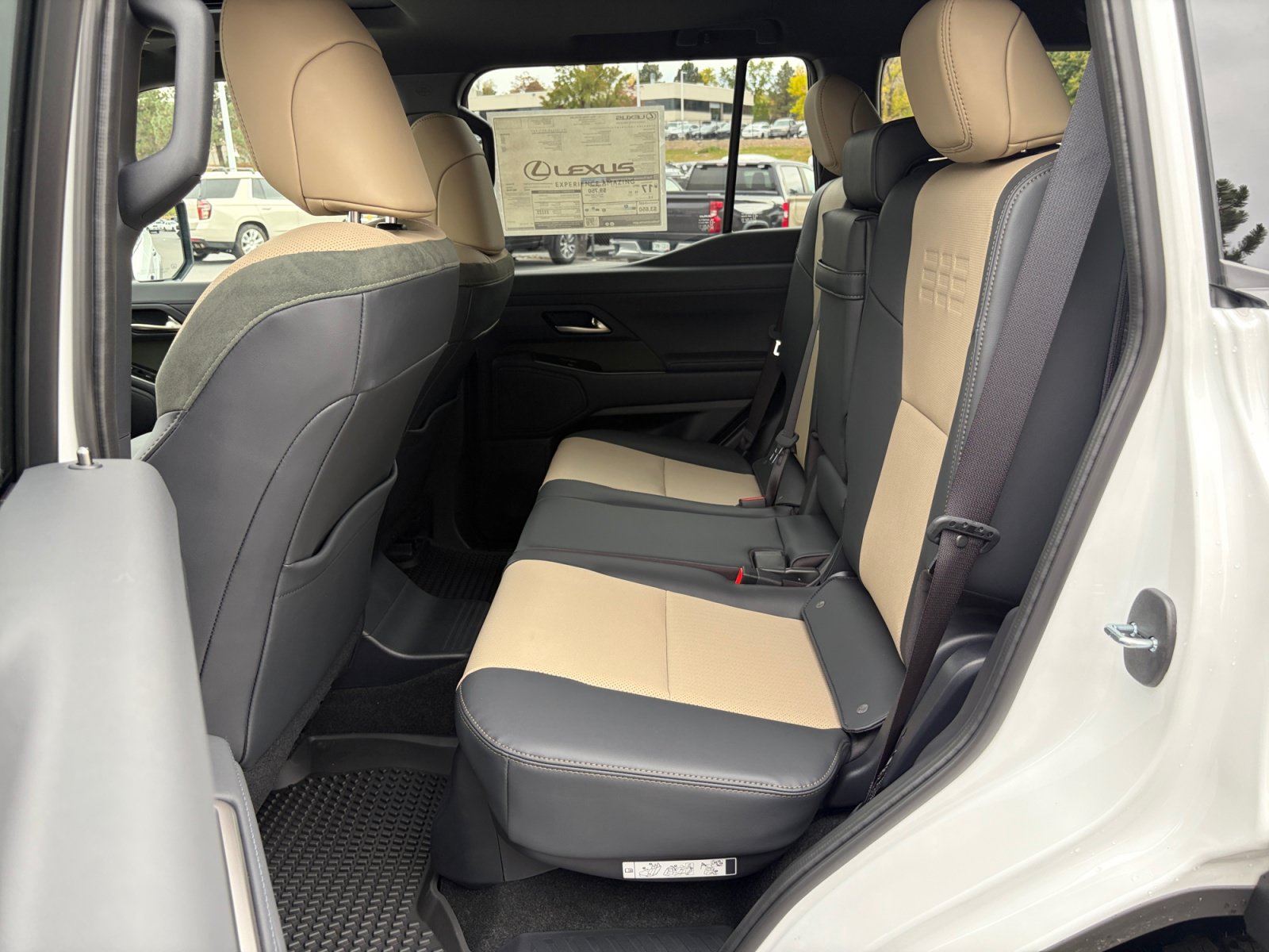 New 2026 Lexus GX 550 AWD/4WD image 17