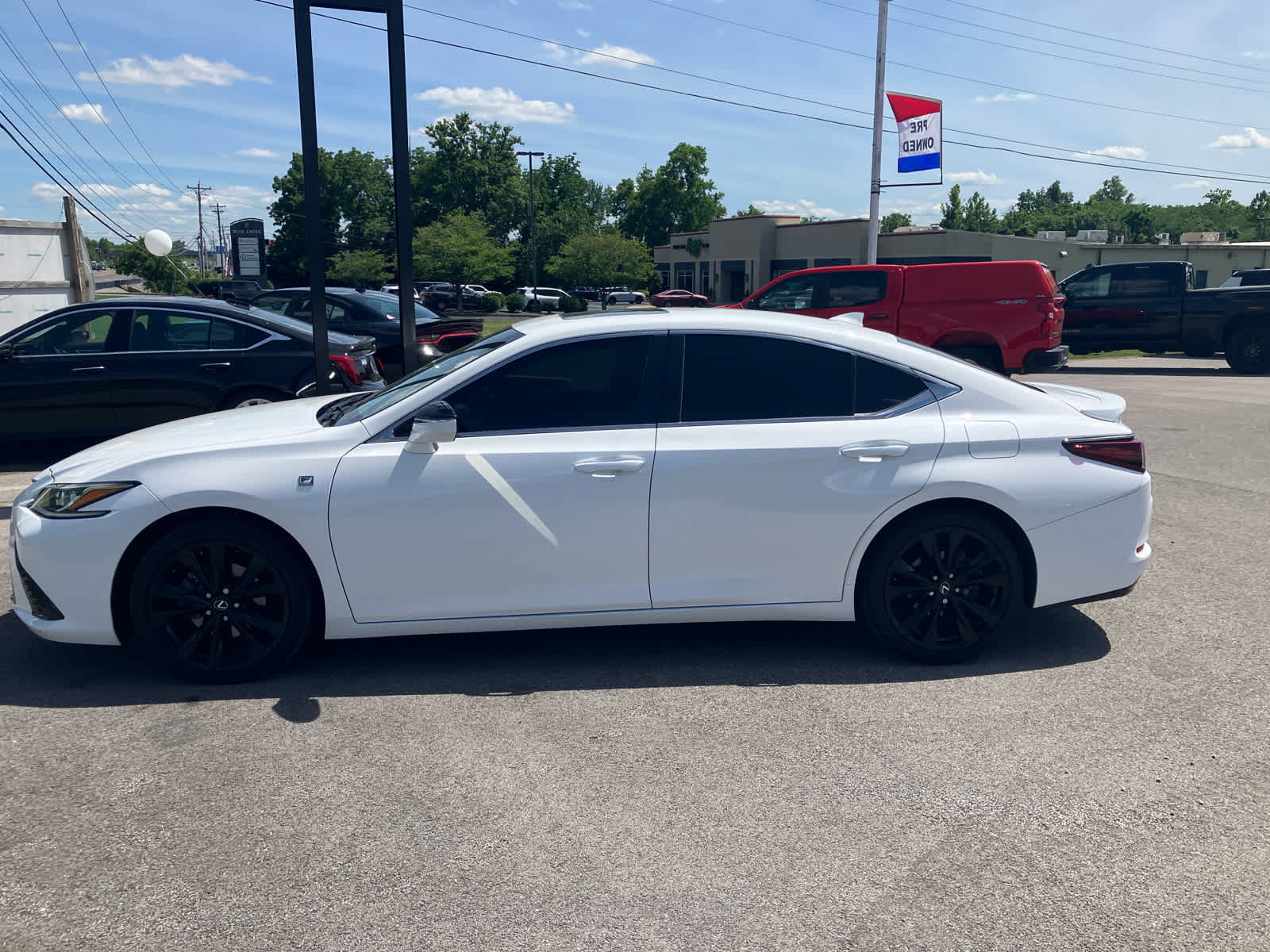 Used 2021 Lexus ES 350 F Sport w/ Accessory Package FWD image 4