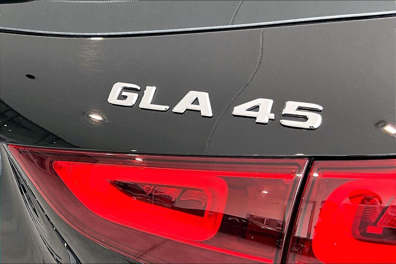Used 2023 Mercedes-Benz GLA 45 AMG 4MATIC image 9