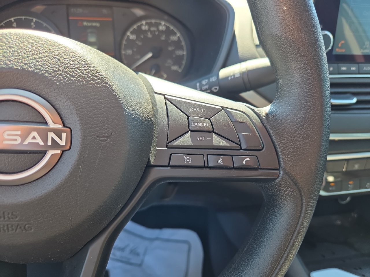 Used 2025 Nissan Altima 2.5 S FWD image 13