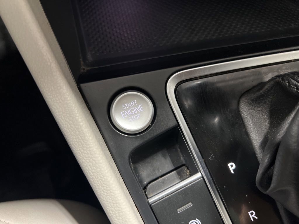 Used 2019 Volkswagen Jetta SEL image 39