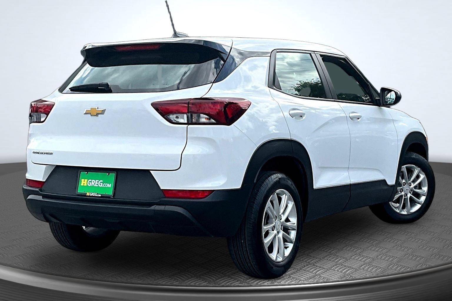 Used 2024 Chevrolet TrailBlazer LS FWD image 7