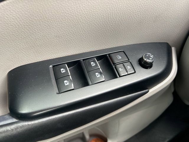 Used 2018 Toyota Highlander Limited FWD image 20