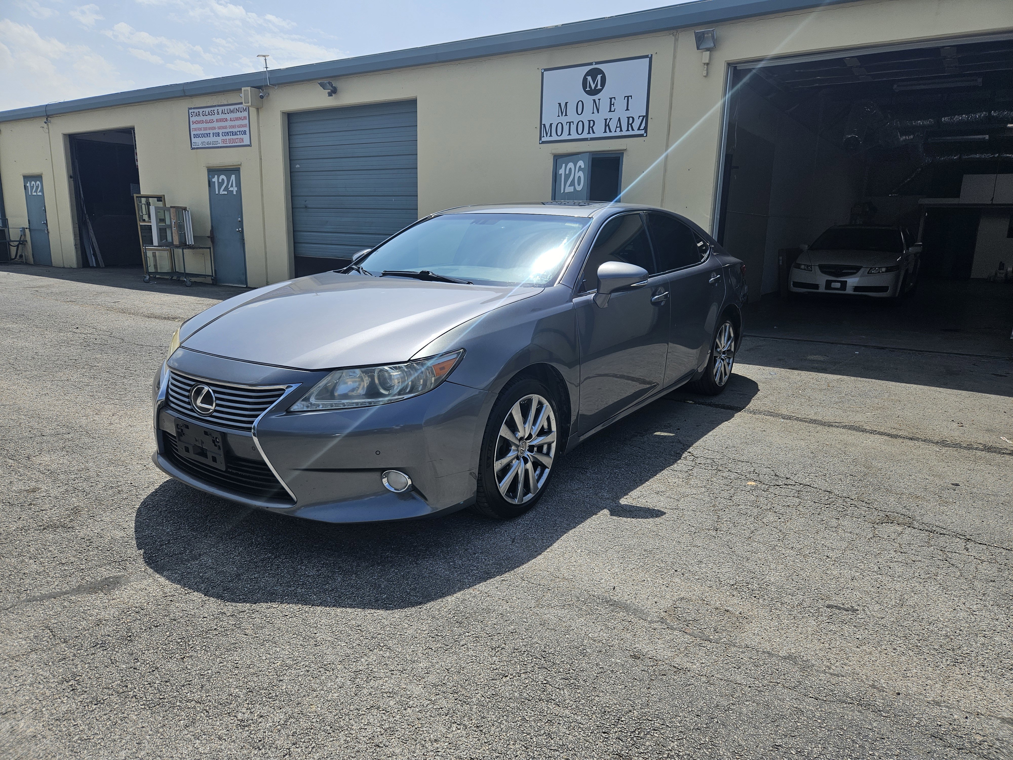 Used 2013 Lexus ES 350 w/ Luxury Pkg FWD image 8