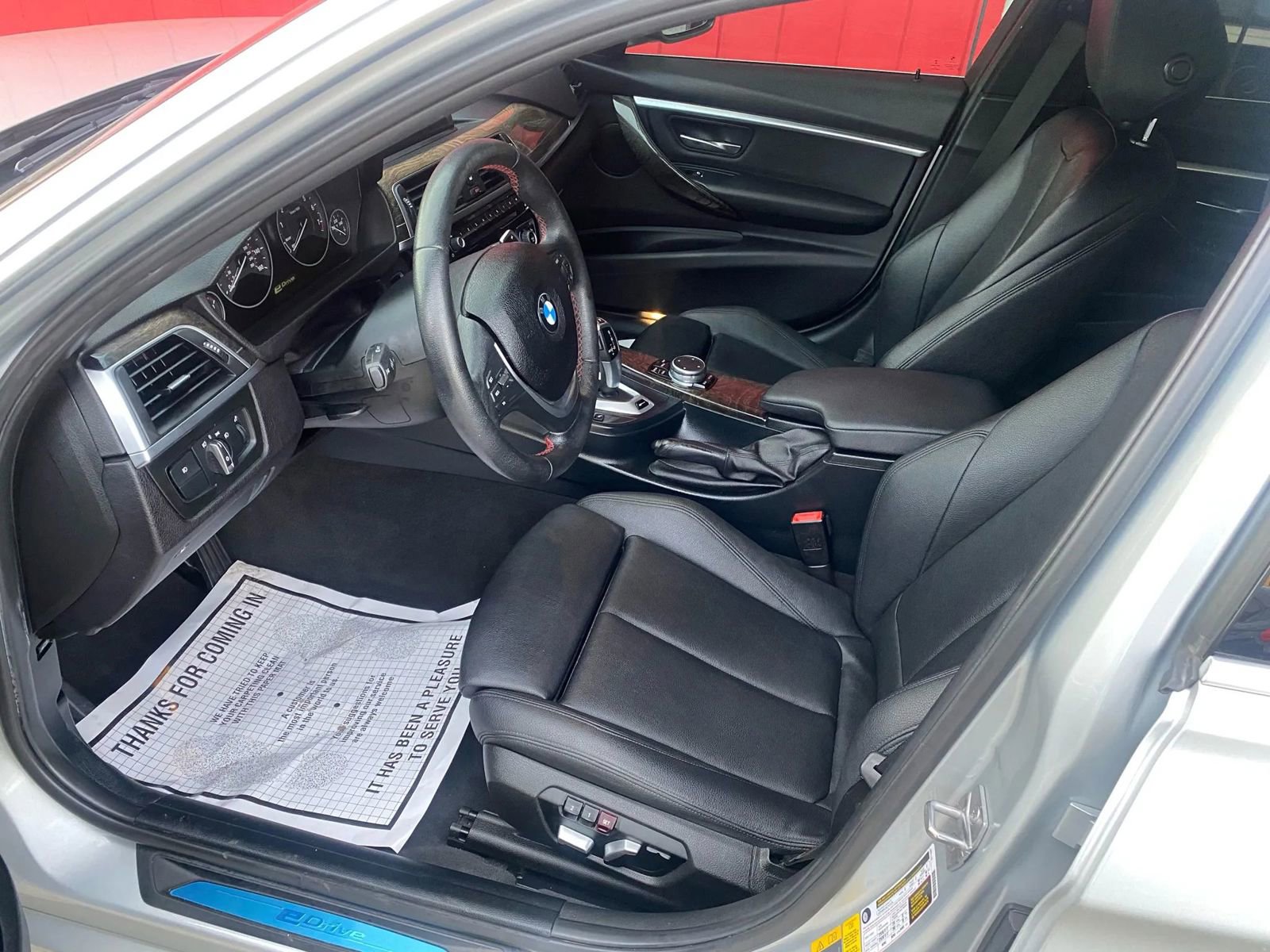 Used 2017 BMW 330e w/ Driver Assistance Package RWD image 7