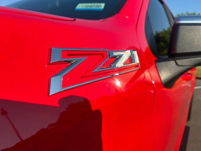 Used 2019 Chevrolet Silverado 1500 LT w/ All-Star Edition AWD/4WD image 6