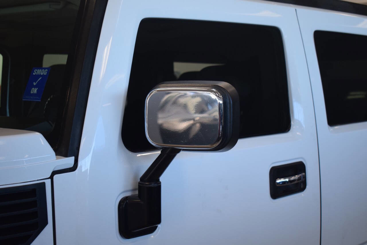 Used 2005 HUMMER H2 w/ Preferred Equipment Group image 13