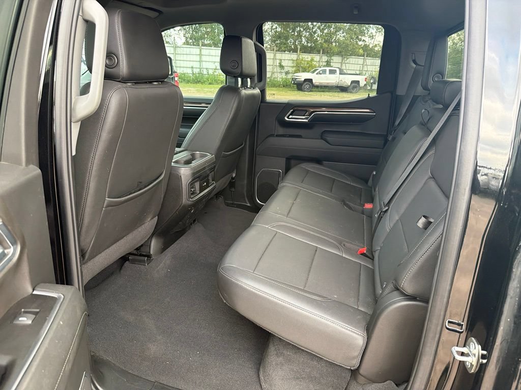 Used 2024 Chevrolet Silverado 1500 RST w/ Convenience Package II AWD/4WD image 9