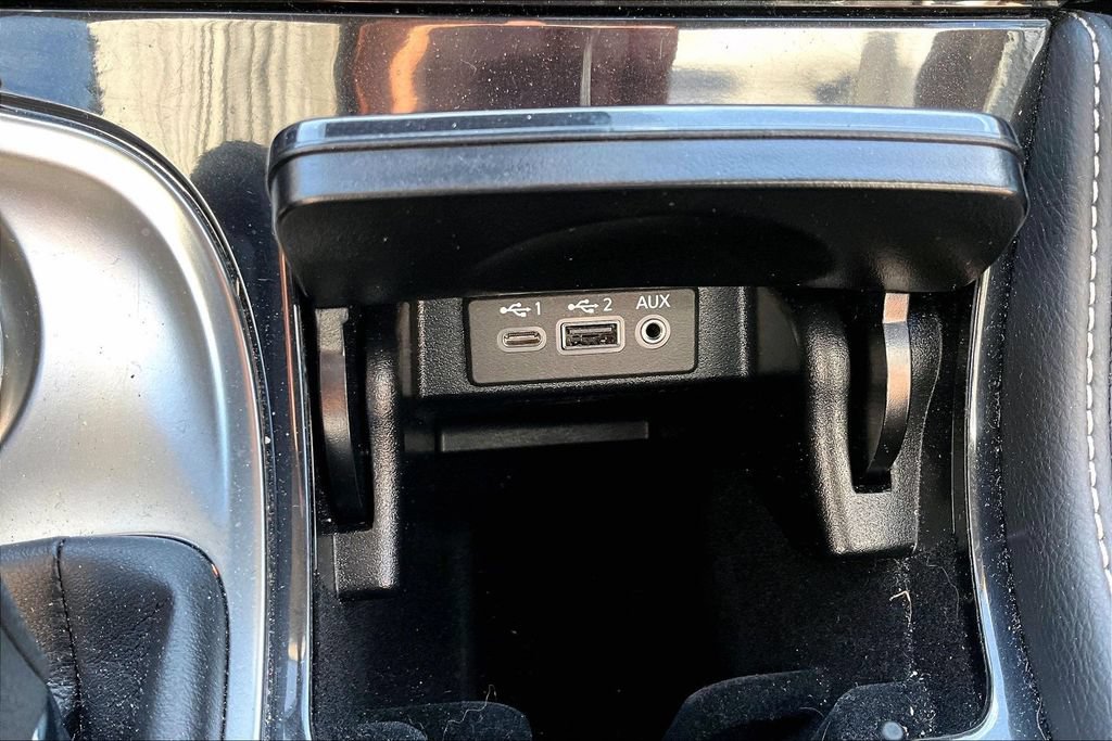 Used 2023 Nissan Maxima Platinum FWD image 16