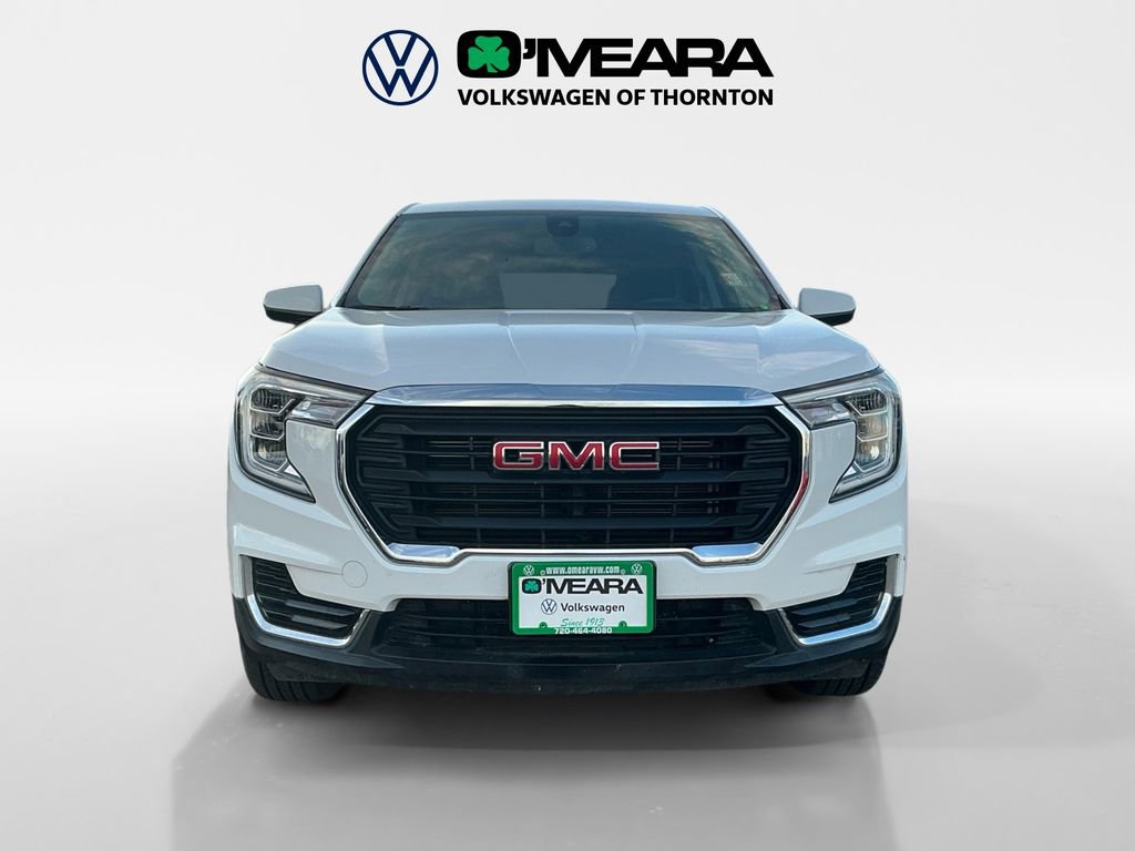 Used 2024 GMC Terrain SLE image 8