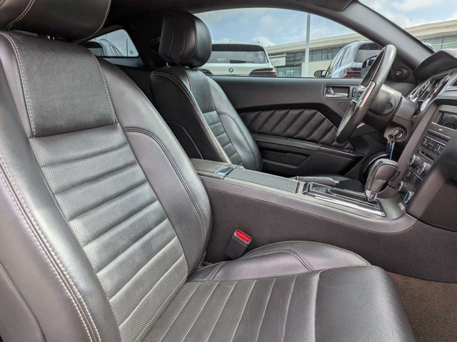 Used 2014 Ford Mustang GT Premium image 13