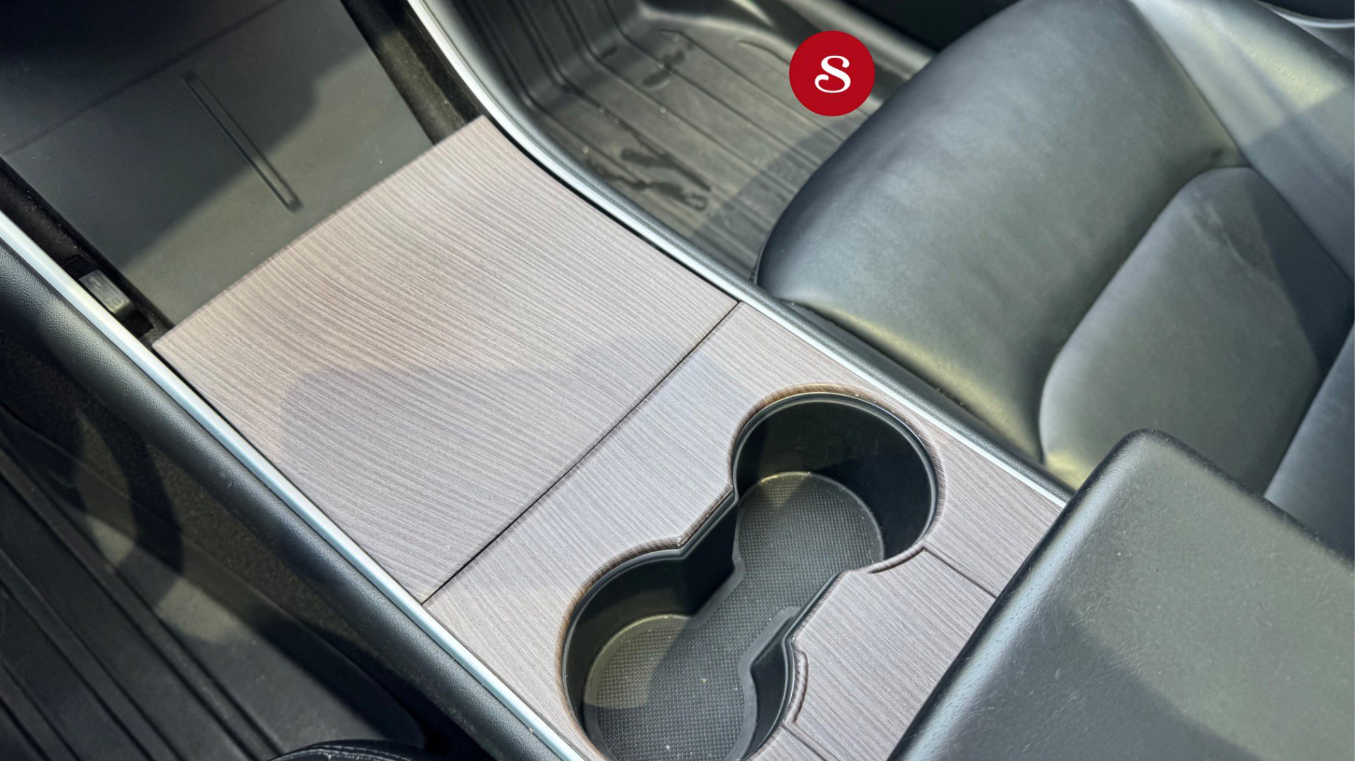 Used 2021 Tesla Model Y Long Range AWD/4WD image 14