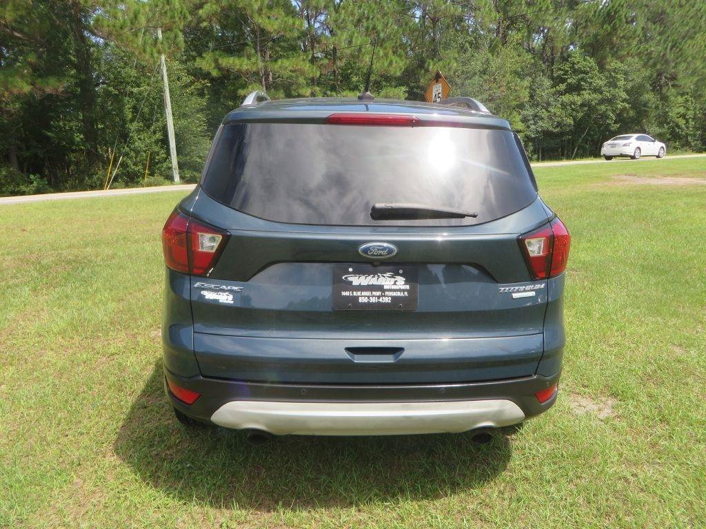 Used 2019 Ford Escape Titanium FWD image 7