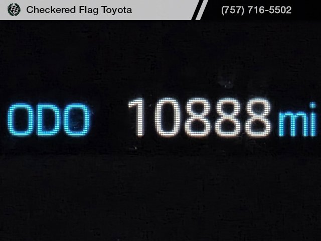 Certified 2025 Toyota Corolla Cross L image 13