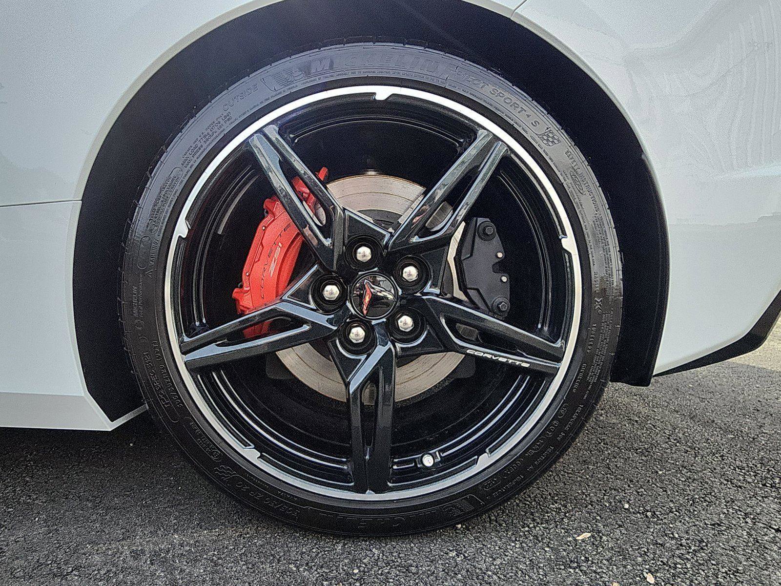 Used 2023 Chevrolet Corvette Stingray Premium Conv w/ Z51 Performance Package image 9