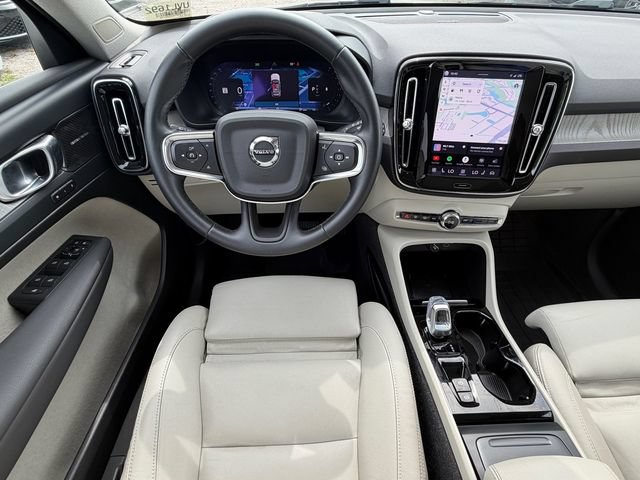Certified 2024 Volvo XC40 B5 Plus w/ Protection Package Premier AWD/4WD image 16