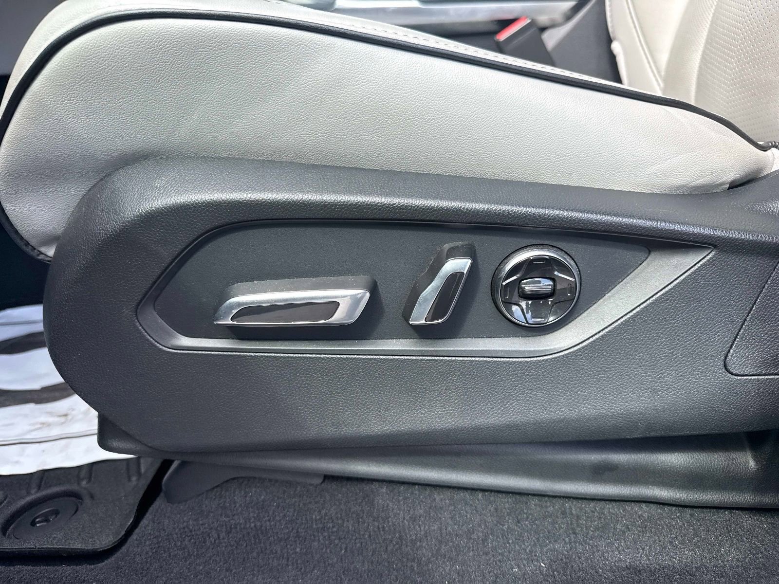 Used 2022 Acura MDX SH-AWD w/ Advance Package image 22