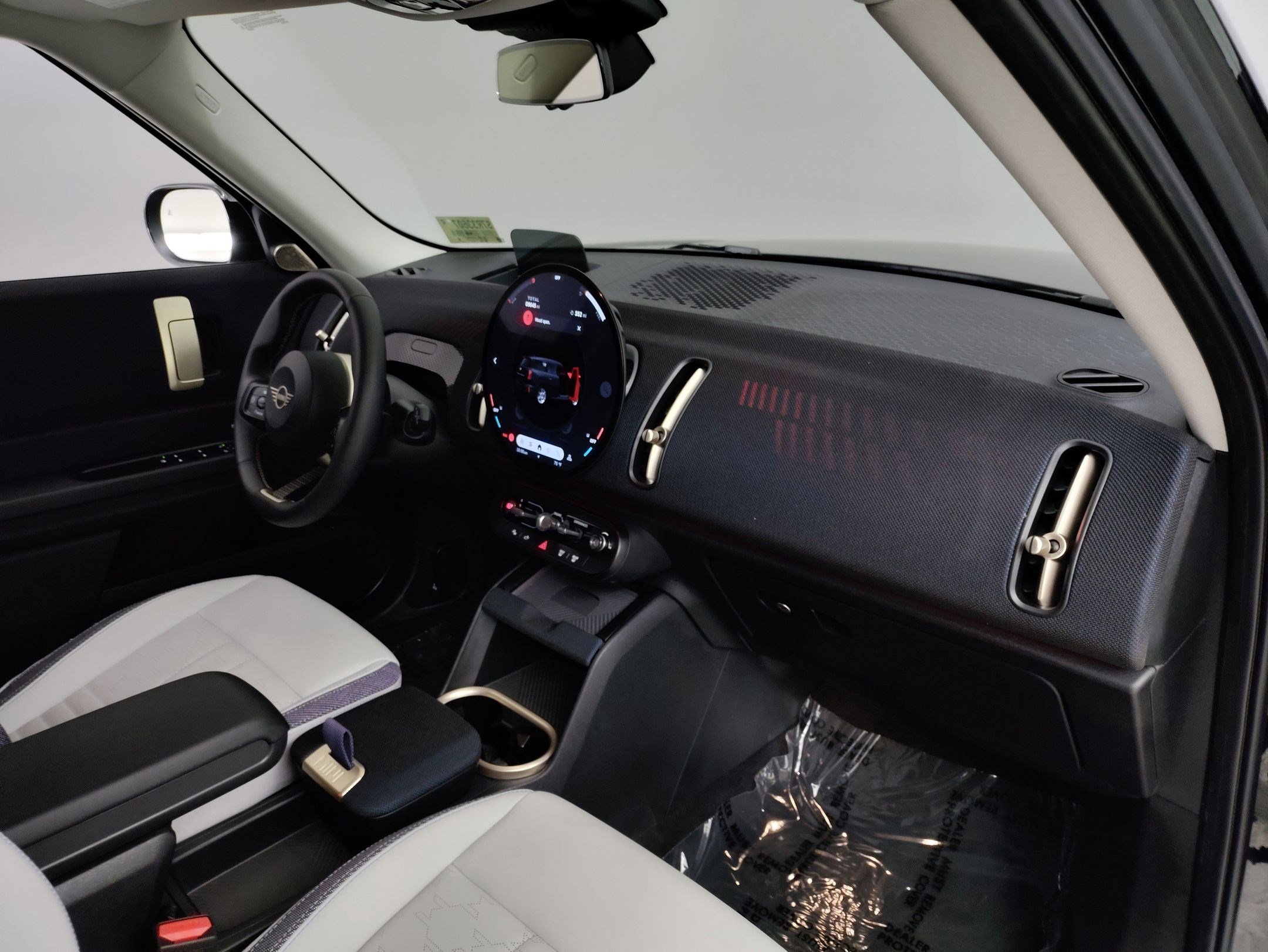 Used 2025 MINI Cooper Countryman S w/ Comfort Package Max image 26