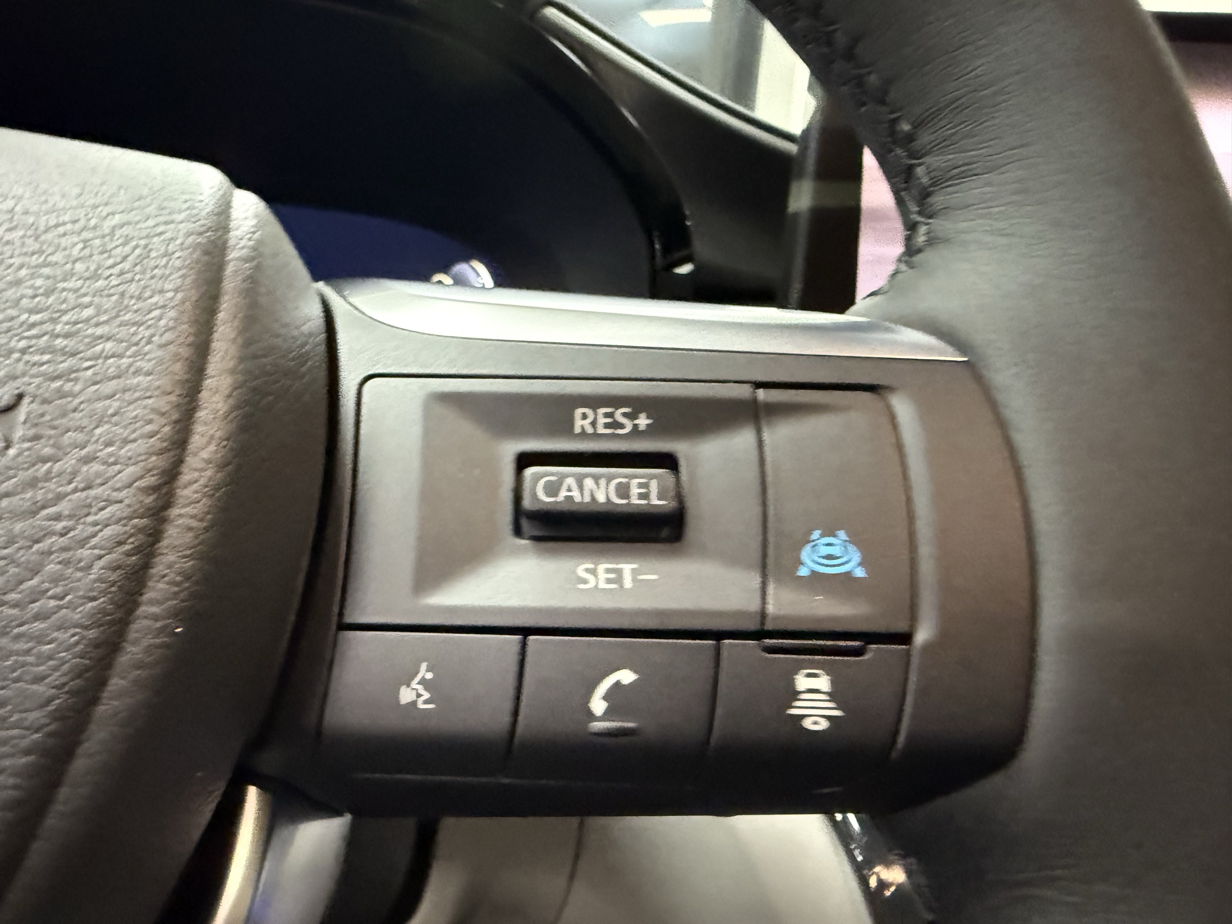 Certified 2027 INFINITI QX60 Luxe w/ Cargo Package FWD image 21