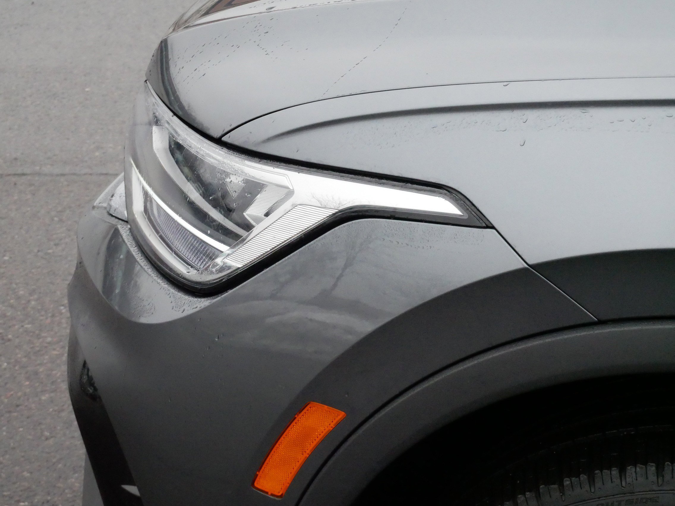 Certified 2023 Volkswagen Tiguan SE R-Line image 16