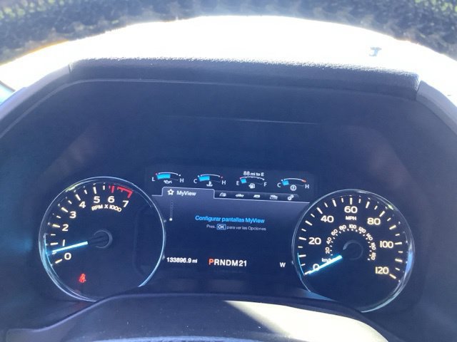 Used 2015 Ford F150 Platinum w/ Equipment Group 701A Luxury AWD/4WD image 37