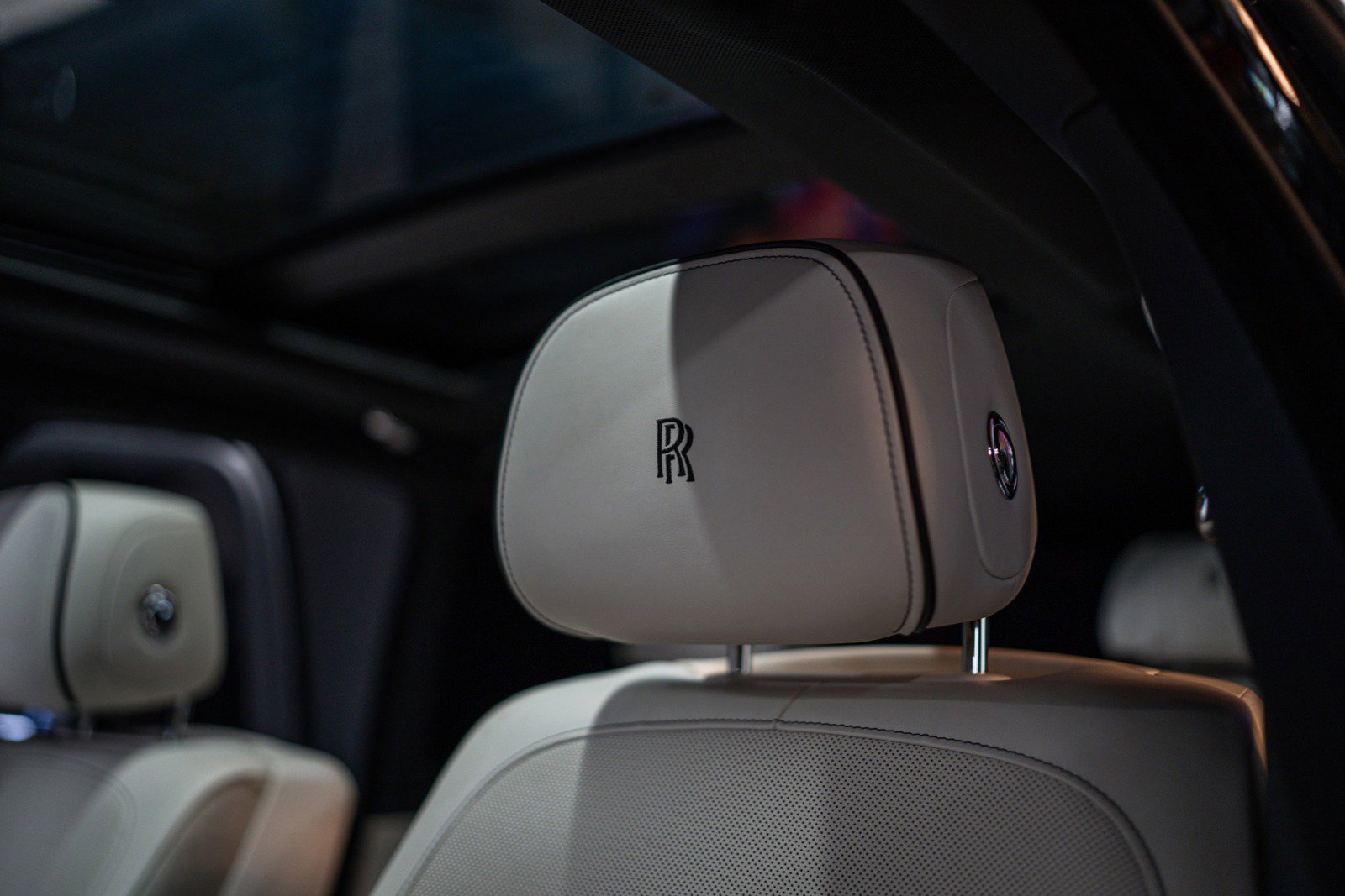 Used 2020 Rolls-Royce Cullinan image 6