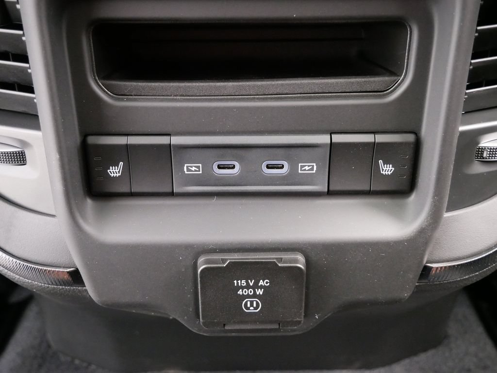 New 2026 RAM 1500 Laramie AWD/4WD image 15