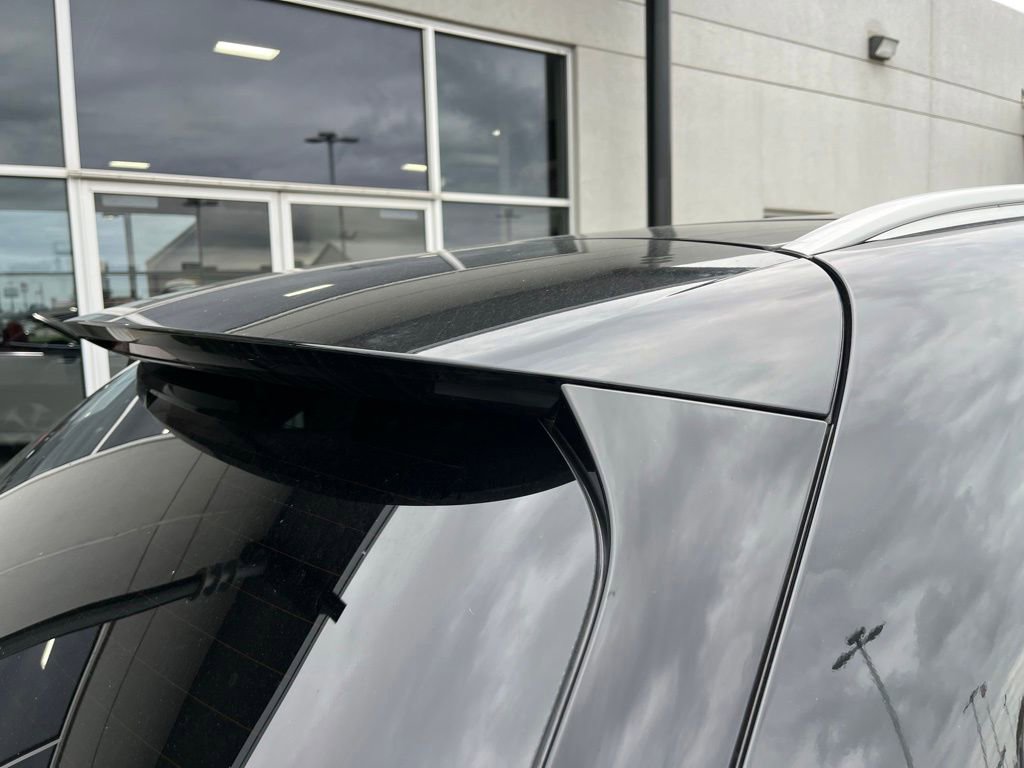 Used 2025 Mercedes-Benz GLA 250 4MATIC image 59