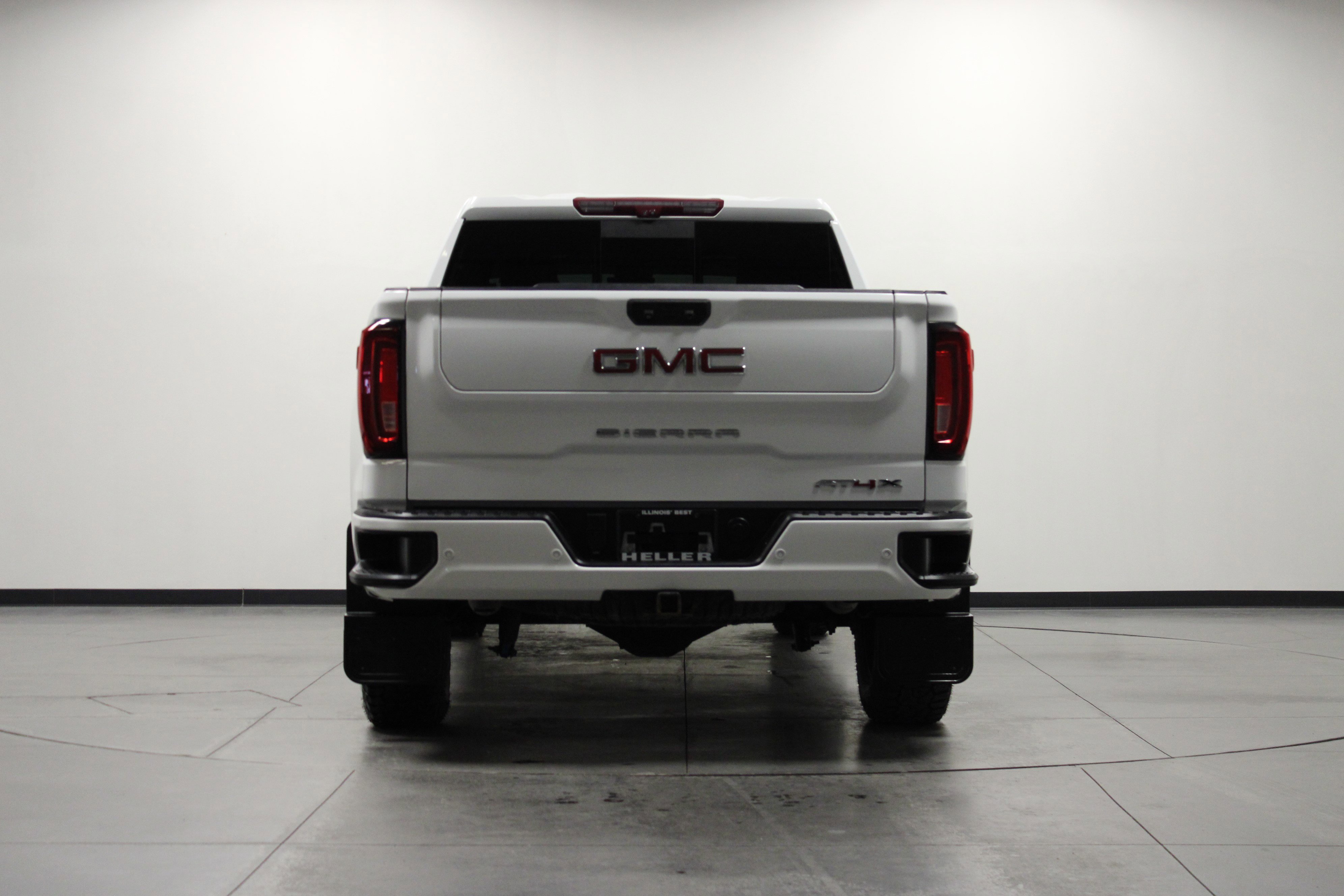 Used 2022 GMC Sierra 1500 AT4X image 5