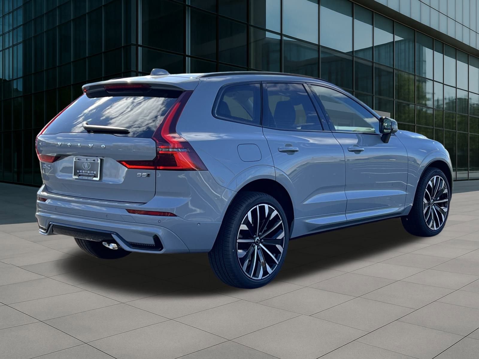 New 2026 Volvo XC90 B6 Plus w/ Protection Package Premier image 5