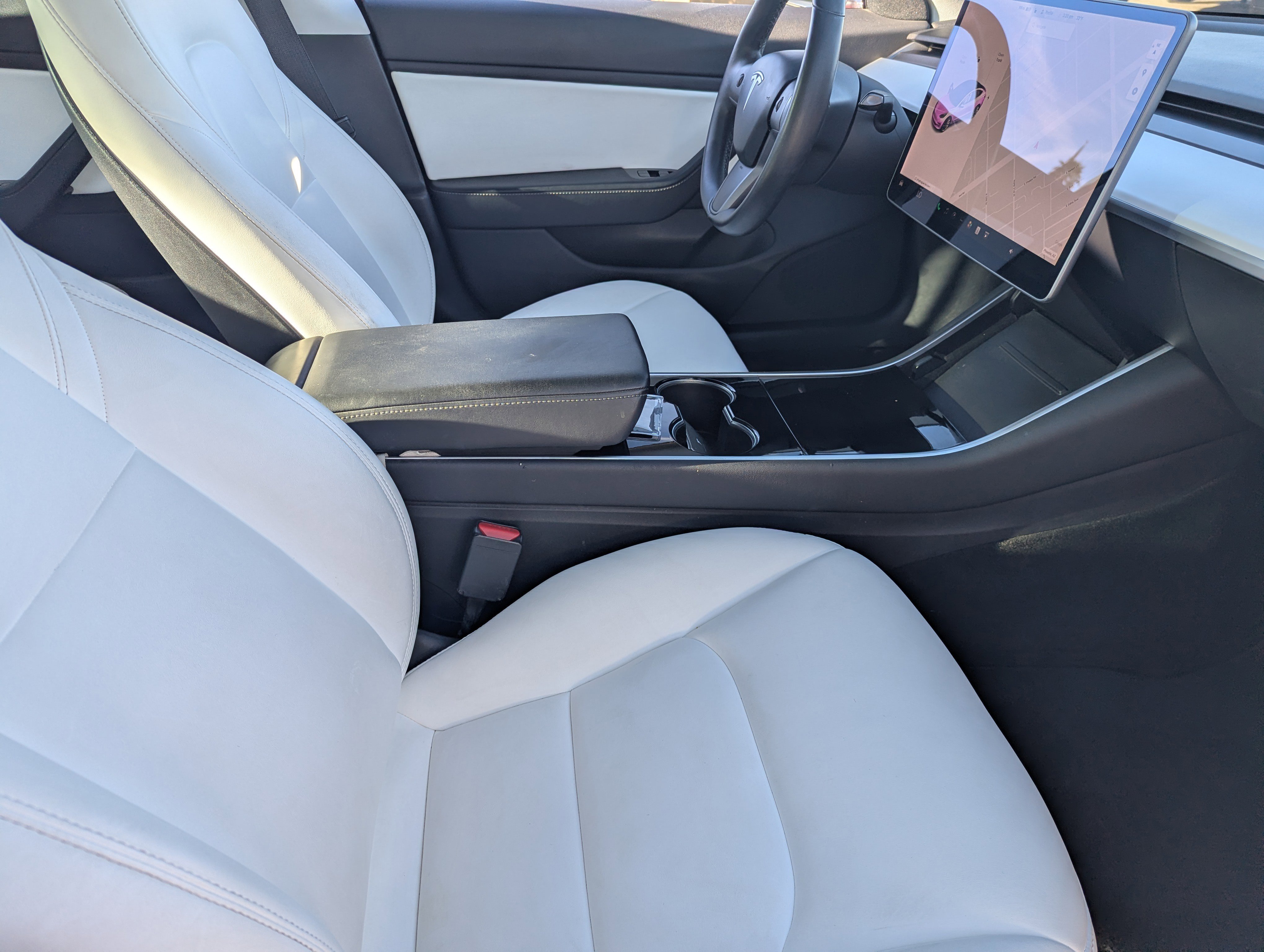 Used 2018 Tesla Model 3 Long Range image 9