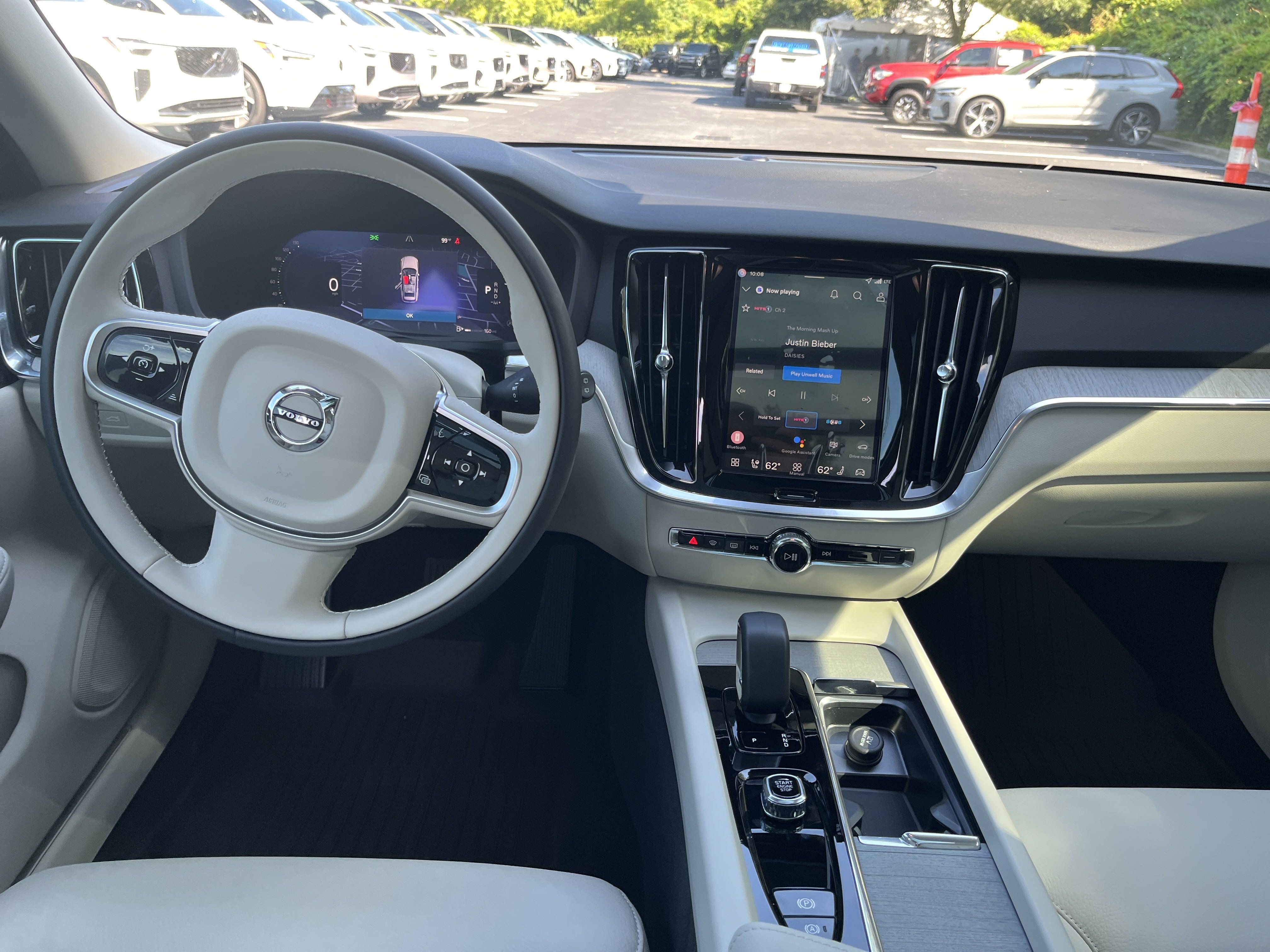 Certified 2026 Volvo V60 B5 Cross Country Plus w/ Protection Package Premier AWD/4WD image 18