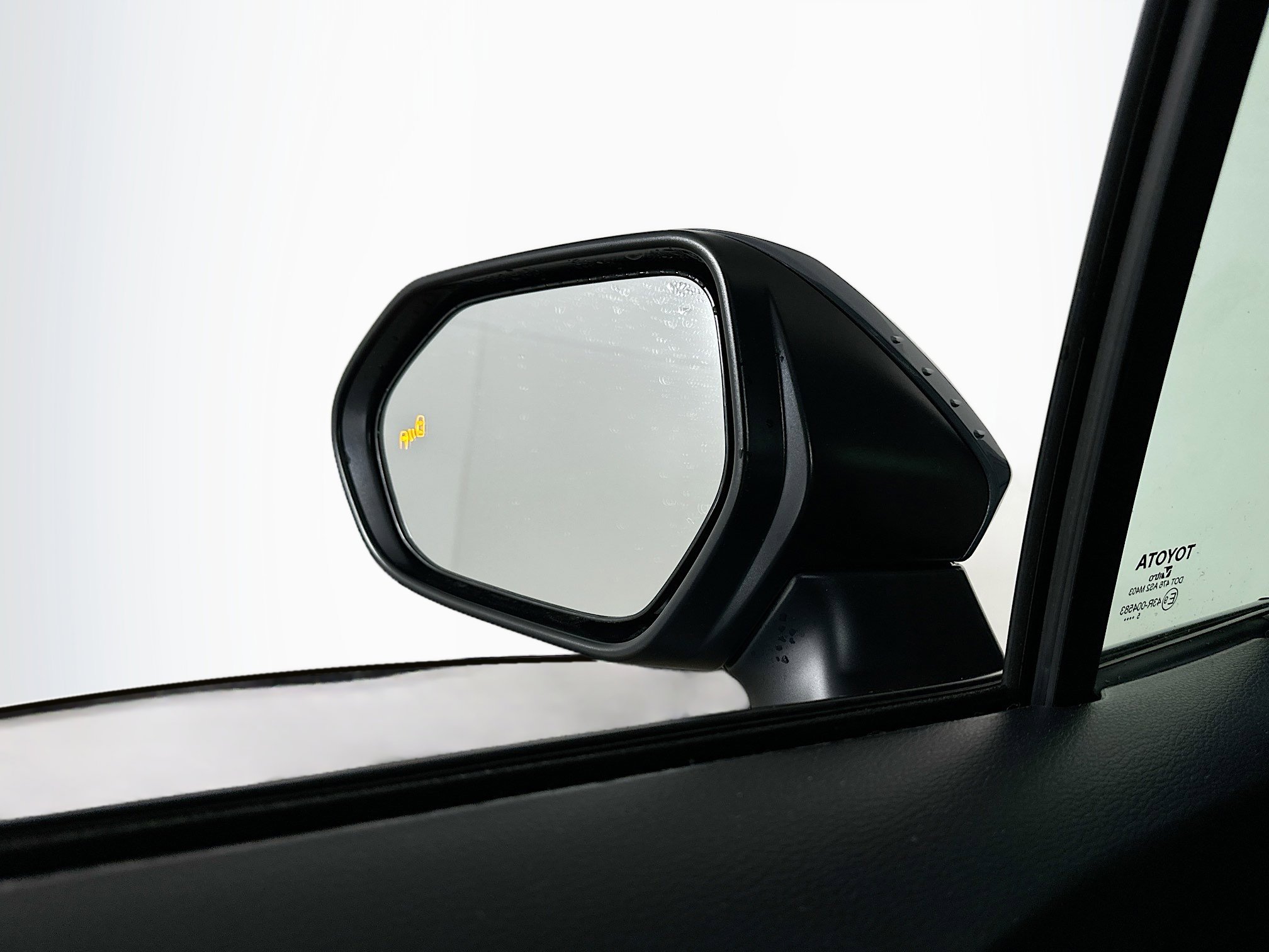 Used 2026 Toyota Corolla SE image 16