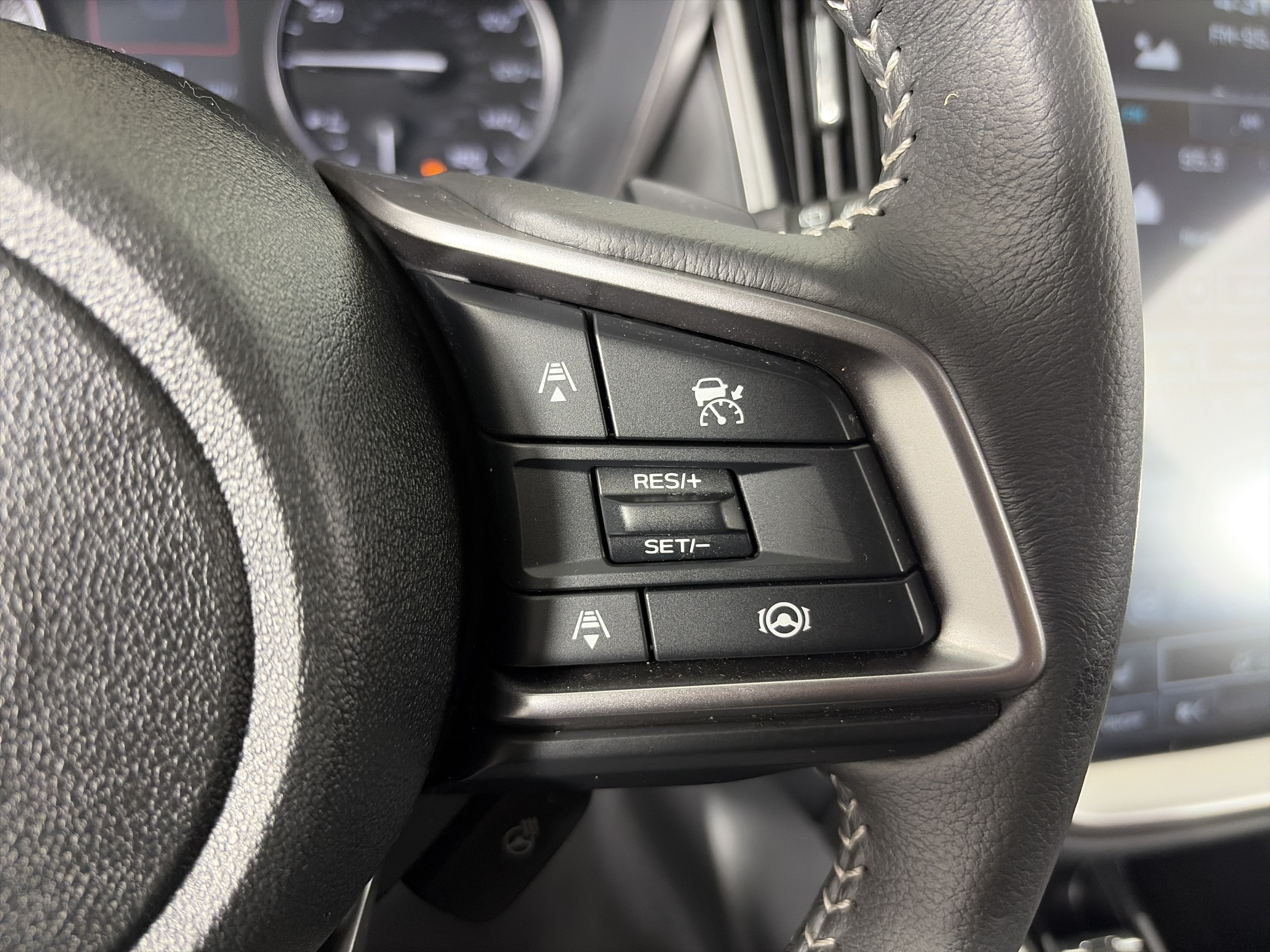 New 2025 Subaru Outback Limited AWD/4WD image 35