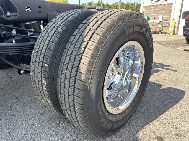 New 2026 RAM 3500 Tradesman w/ Chrome Appearance Group A AWD/4WD image 15