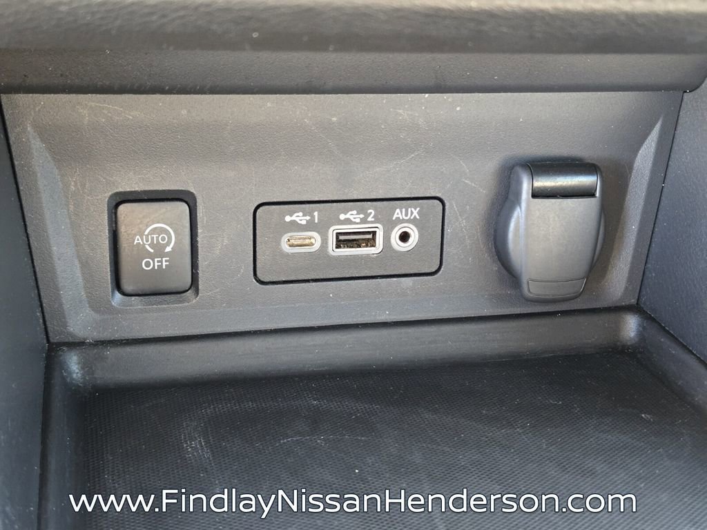 Used 2025 Nissan Sentra SV w/ All-Weather Package image 29