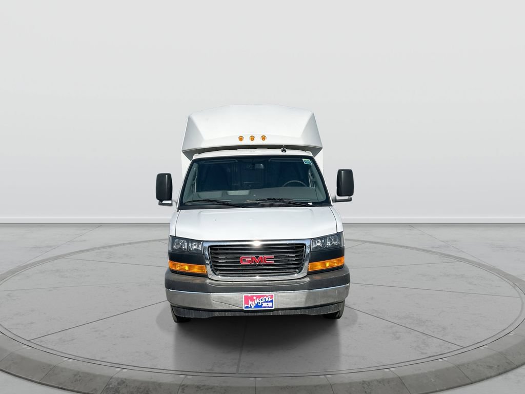New 2025 GMC Savana 3500 w/ Power Convenience Package RWD image 3