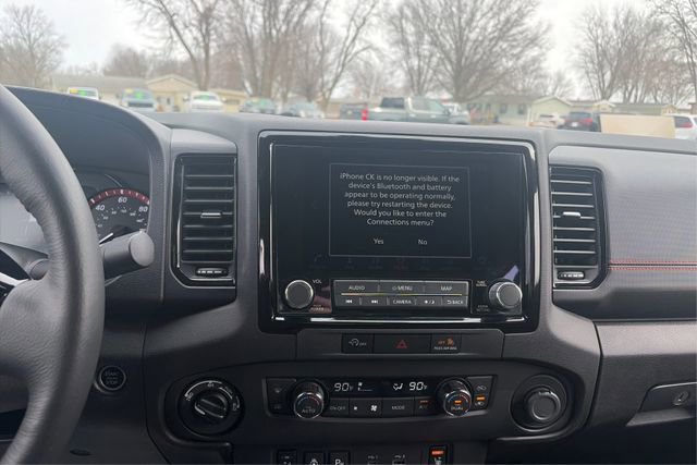 Used 2024 Nissan Frontier PRO-4X w/ Pro Convenience Package image 12